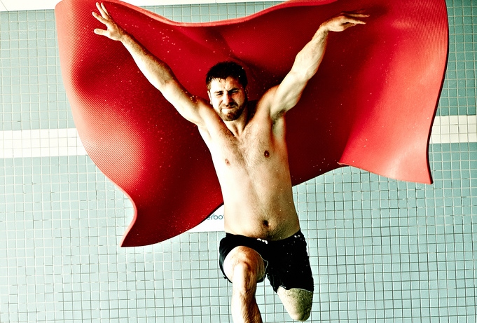 Crouton #7 - Superhero Landing